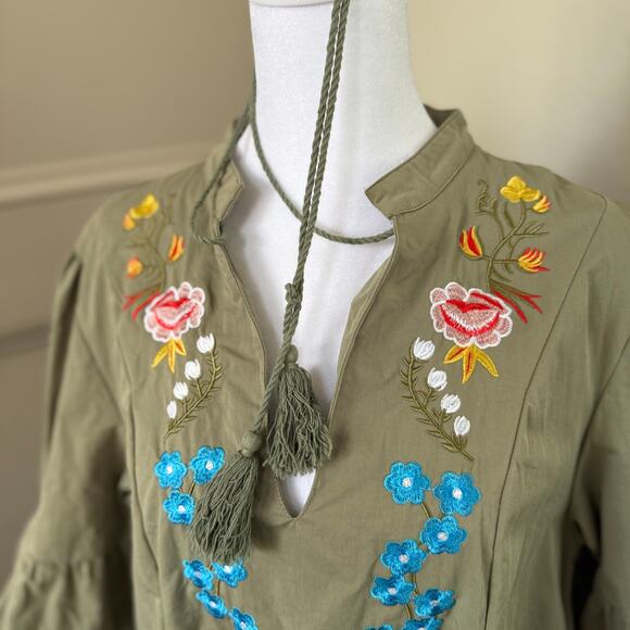 Women's V Neck Long Lantern Sleeve Shift Mini Dress Bohemian Embroidered Size M - Picture 5 of 12